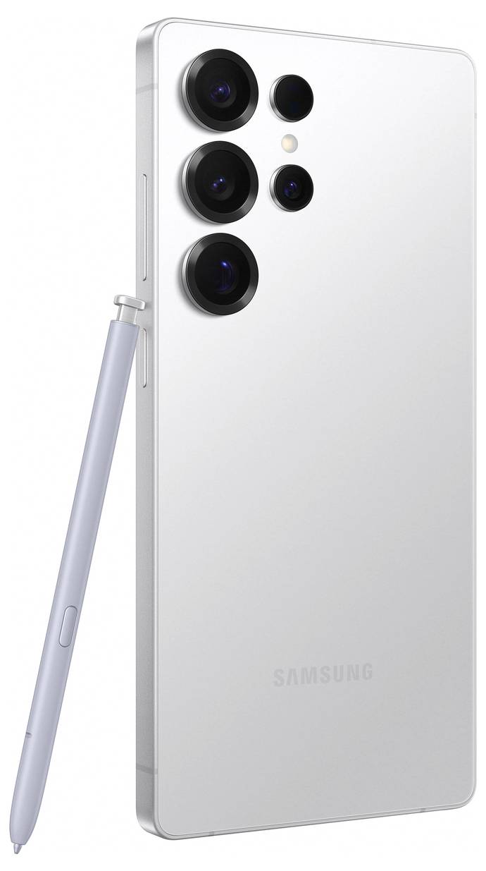 Smartphone in zilver met vier cameralezes en een aan de zijkant leunende stylus.