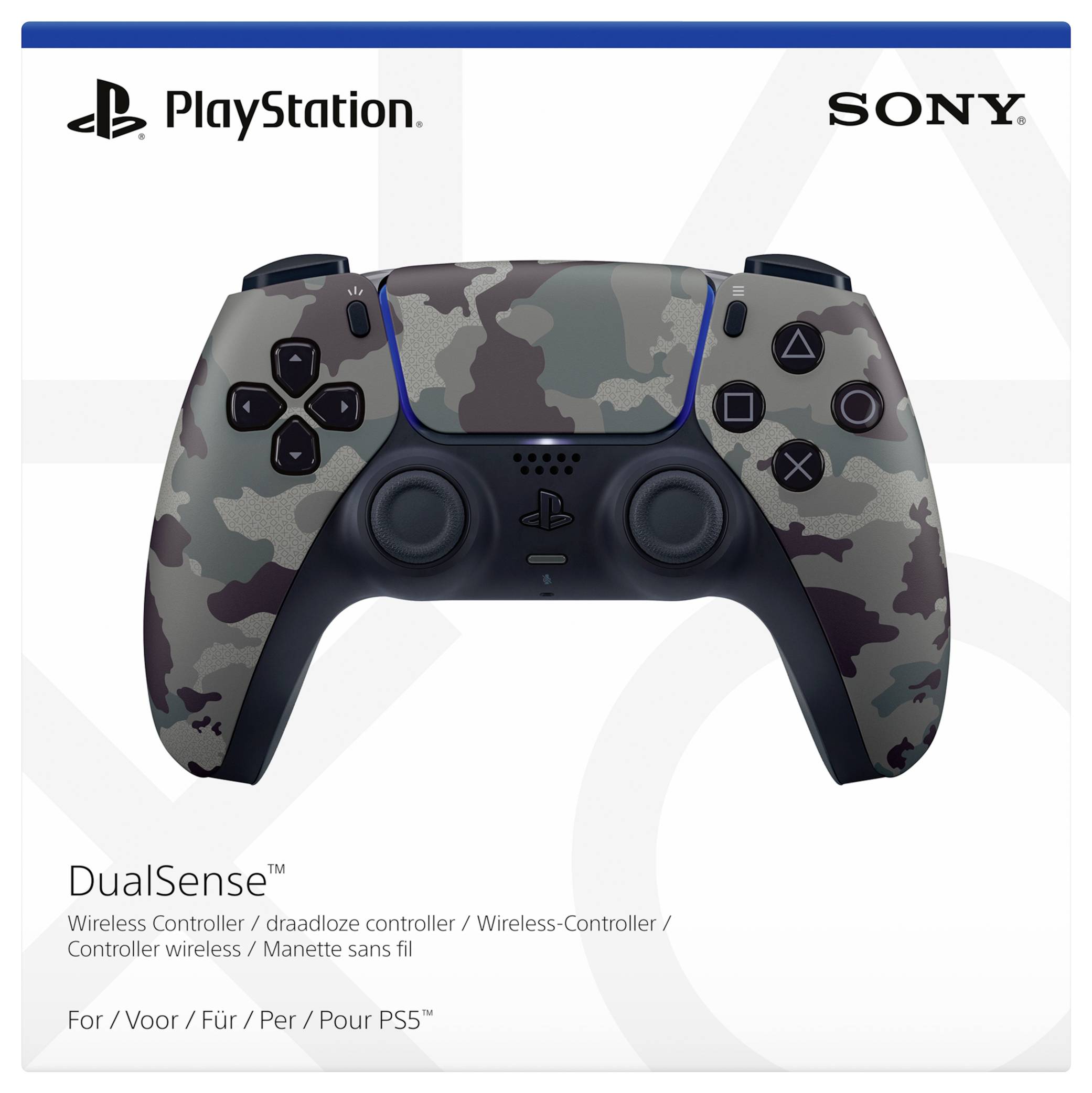 Een draadloze DualSense-controller voor PS5 met camouflagepatroon, afgebeeld op de verpakking. Merkenlogo's van PlayStation en Sony zijn zichtbaar.