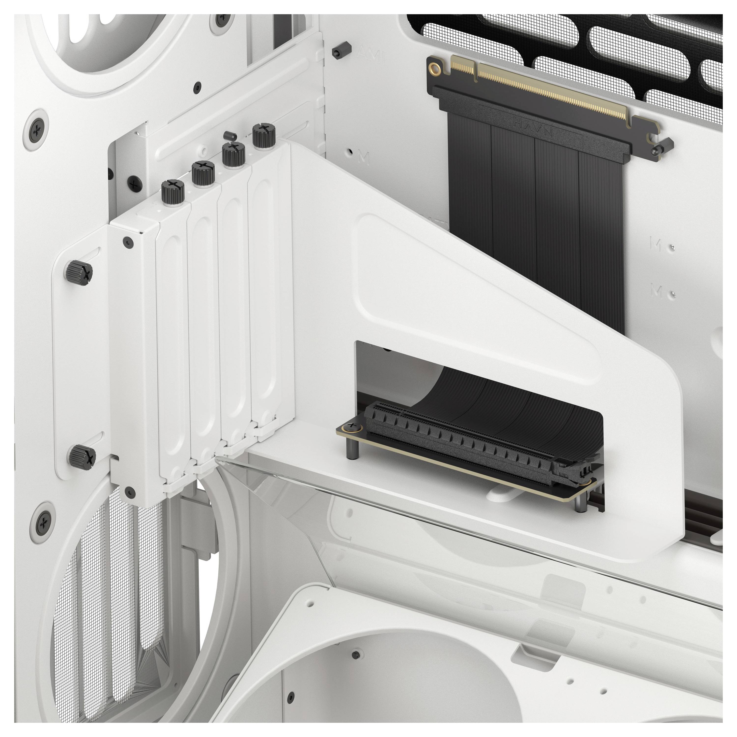 Binnenaanzicht van een computerbehuizing met verticaal gemonteerde PCIe-sleuf. Uitbreidingskaartsleuven zijn zichtbaar.