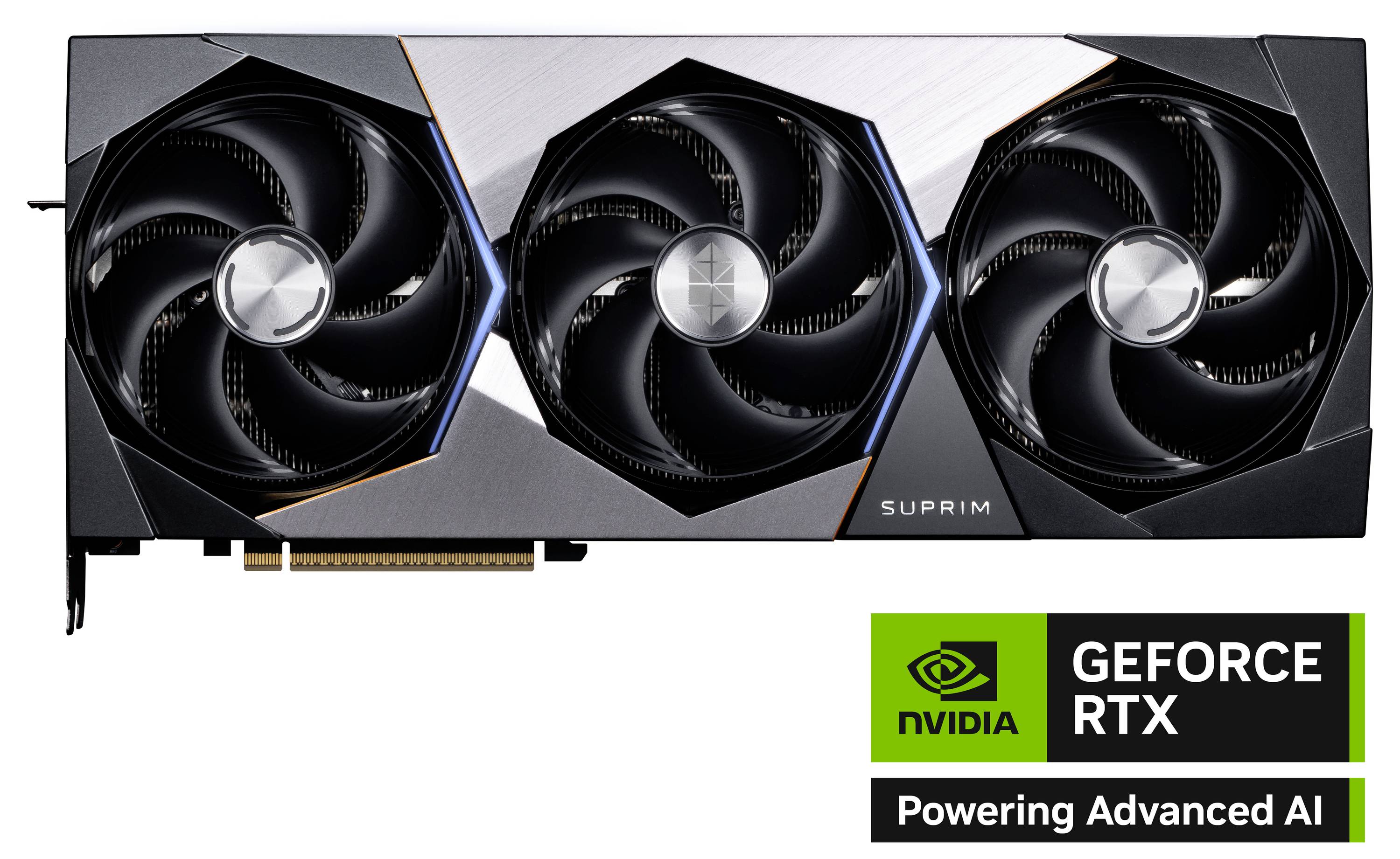 Videokaart met drie ventilatoren en opschrift 'SUPRIM'. Rechtsonder Nvidia-logo met tekst 'GEFORCE RTX Powering Advanced AI'.