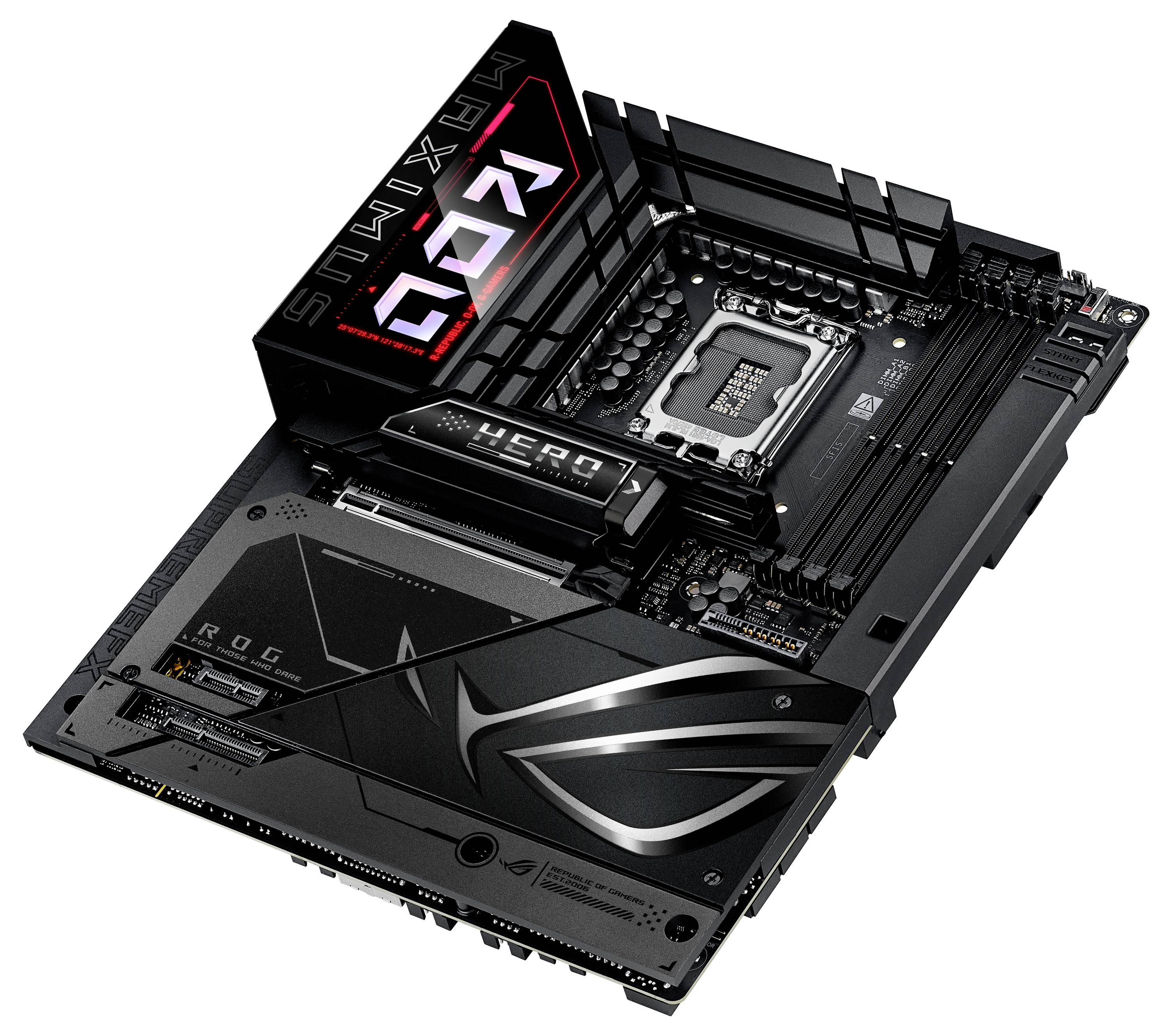 Een zwart moederbord met verlichte tekst 'ROG Maximus', toont verschillende aansluitingen en een LGA-socket voor CPU's.