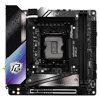 'ASRock Z590 Phantom Gaming-ITX/TB4' moederbord met RGB-ontwerp, CPU-socket in het midden, omringd door heatsinks en aansluitingen.
