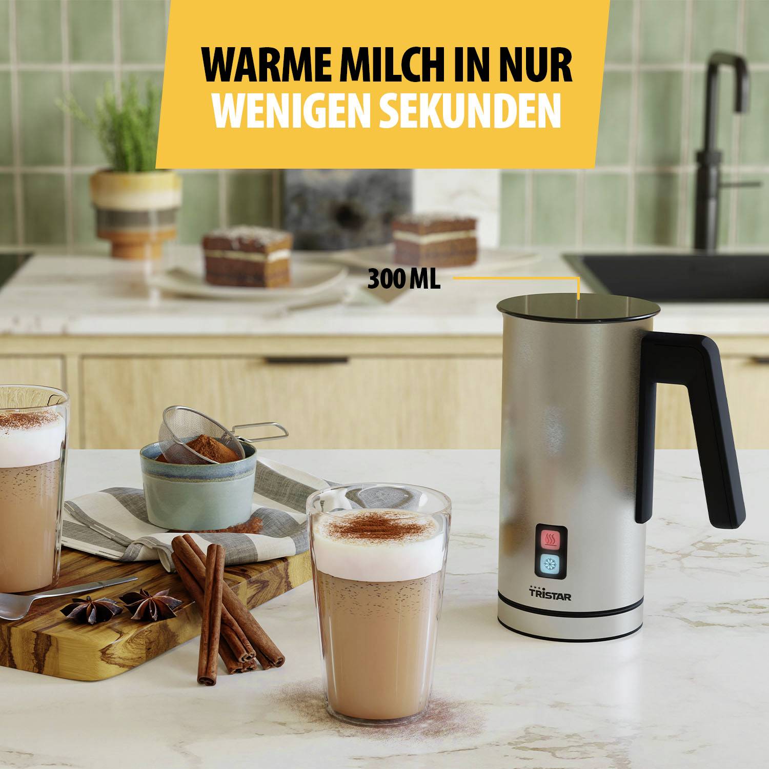 Keukenlijn met melkopschuimer en twee glazen koffie met melk. Tekst: 'Warme melk in slechts enkele seconden, 300 ml'.
