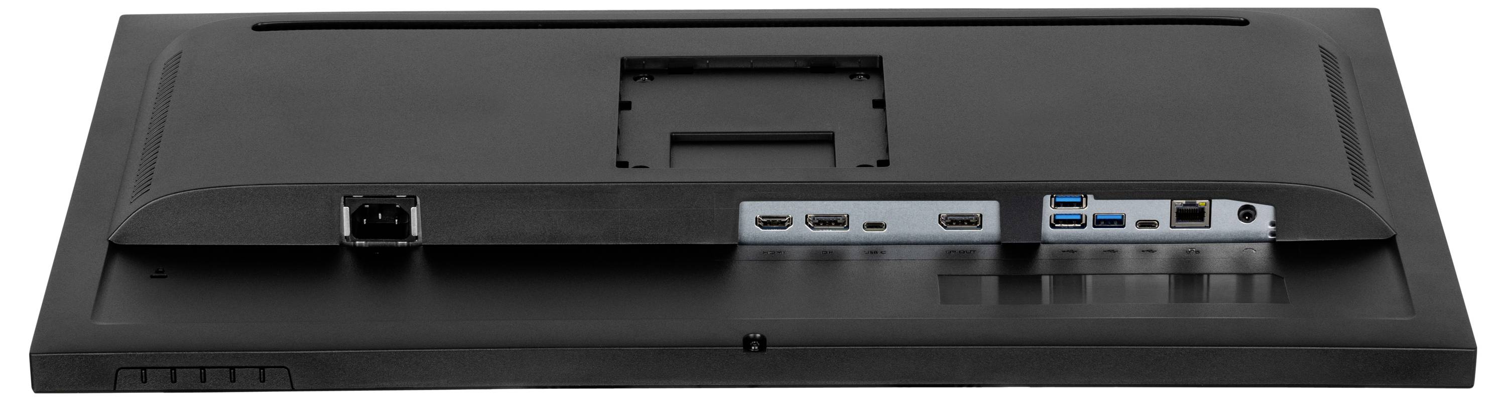 Achterkant van een monitor met meerdere aansluitingen, waaronder HDMI, DisplayPort, USB en Ethernet. Bovenaan een bevestigingsbeugel voor wandmontage.