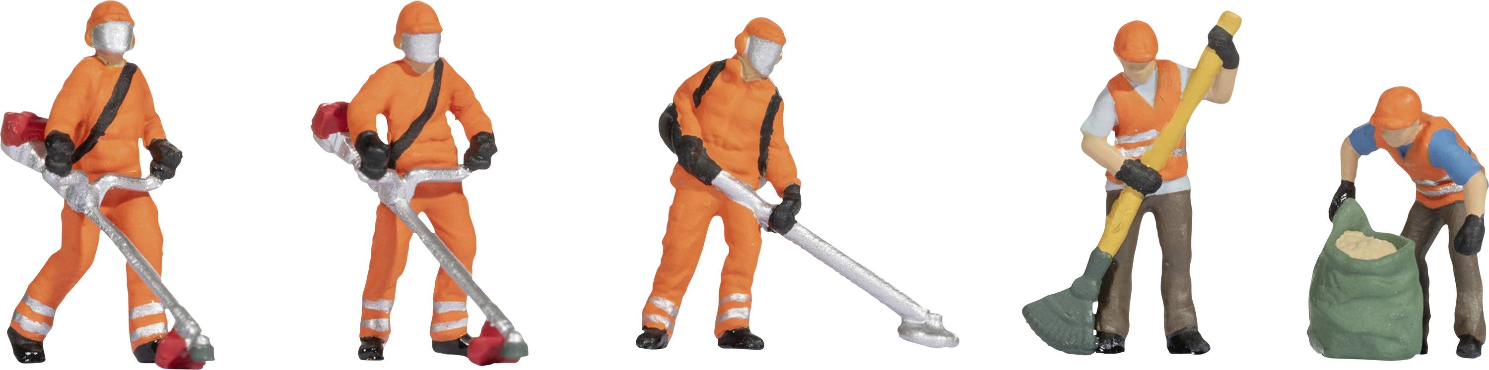 Vijf miniatuurbeeldjes van wegenbouwarbeiders in oranje veiligheidskleding voeren verschillende schoonmaak- en bouwwerkzaamheden uit.