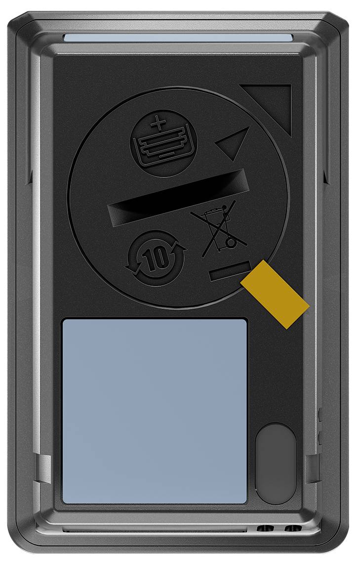 Achterkant van een elektronisch apparaat met een vak voor een ronde batterij en symbolen voor correct afvoeren en behandelen.