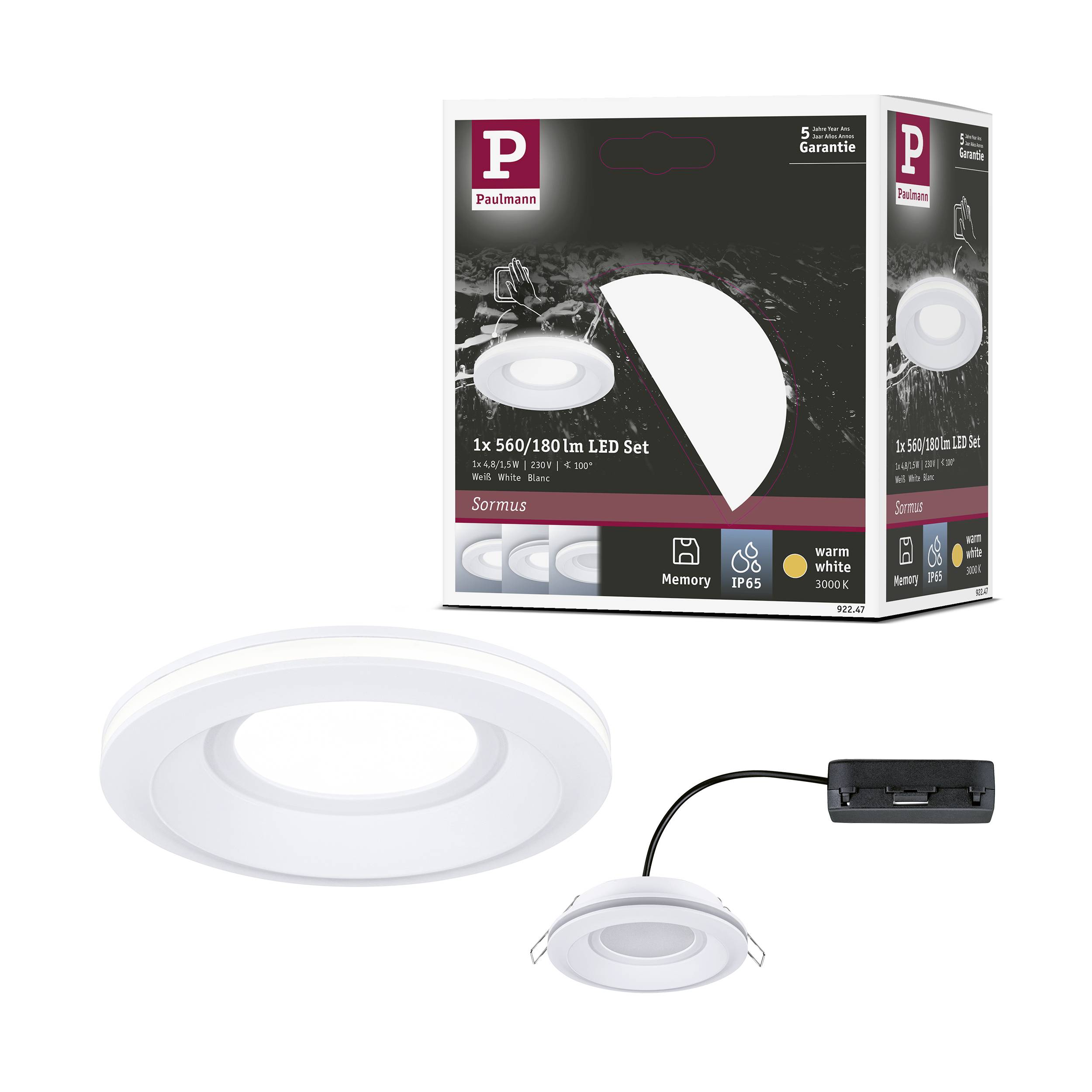 Een LED-inbouwset met 560/180 lumen en warmwit licht (3000K) naast de productverpakking. Bevat een 5-jaar garantie.