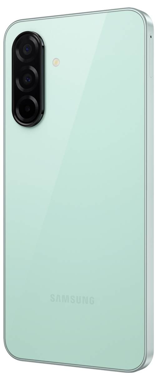 Een modern smartphone in lichtgroen met drie camera's aan de achterkant en het logo van een bekende merknaam eronder.