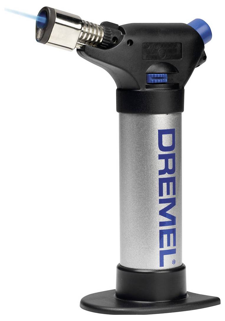 Een Dremel-lasbrander met een zilveren behuizing en zwarte handgreep. Een blauwe vuurstraal schijnt uit de punt van de brander.