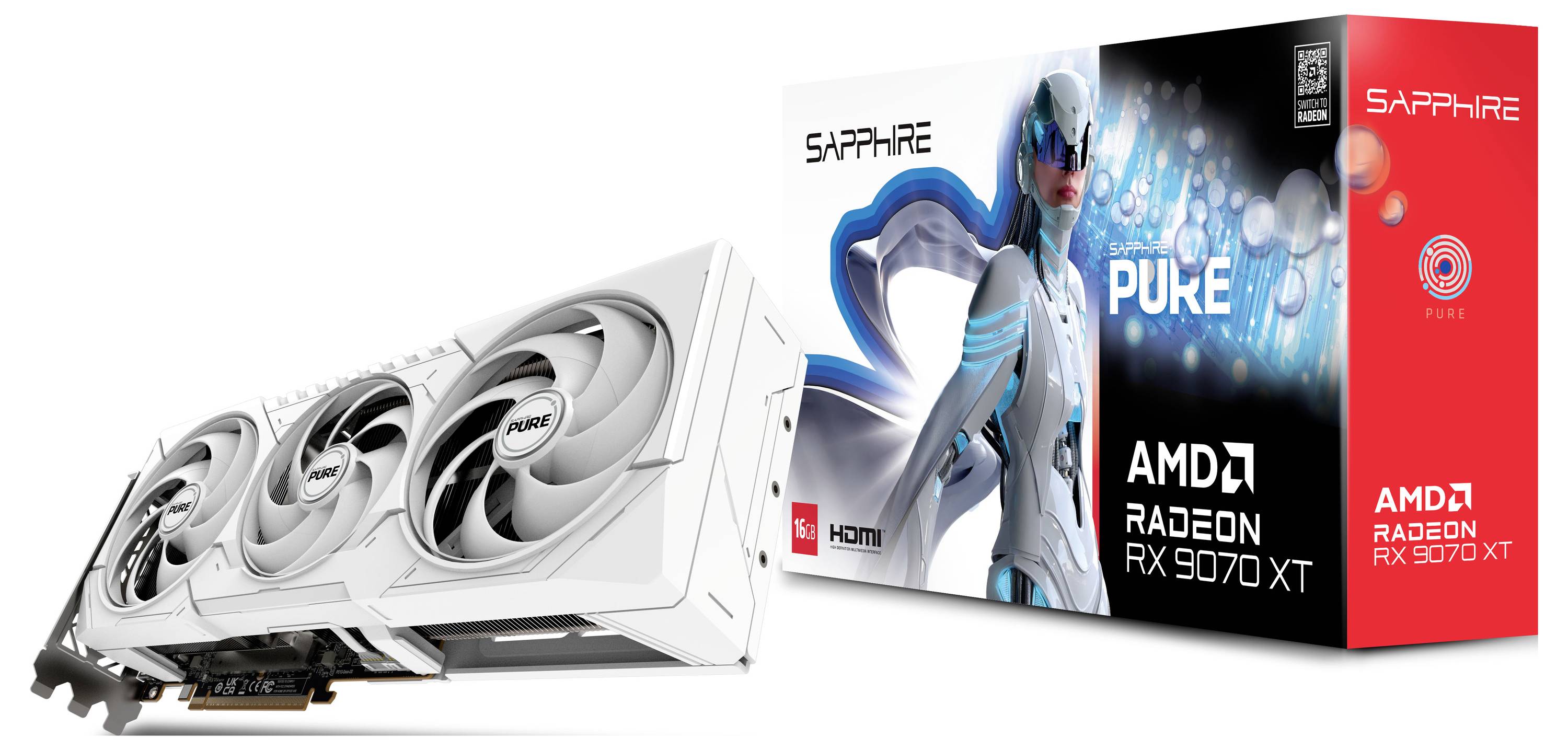 Grafische kaart Sapphire AMD Radeon RX 7970 XT in het wit met verpakking op de achtergrond. Verpakking toont futuristische figuur en merkenlogo's.