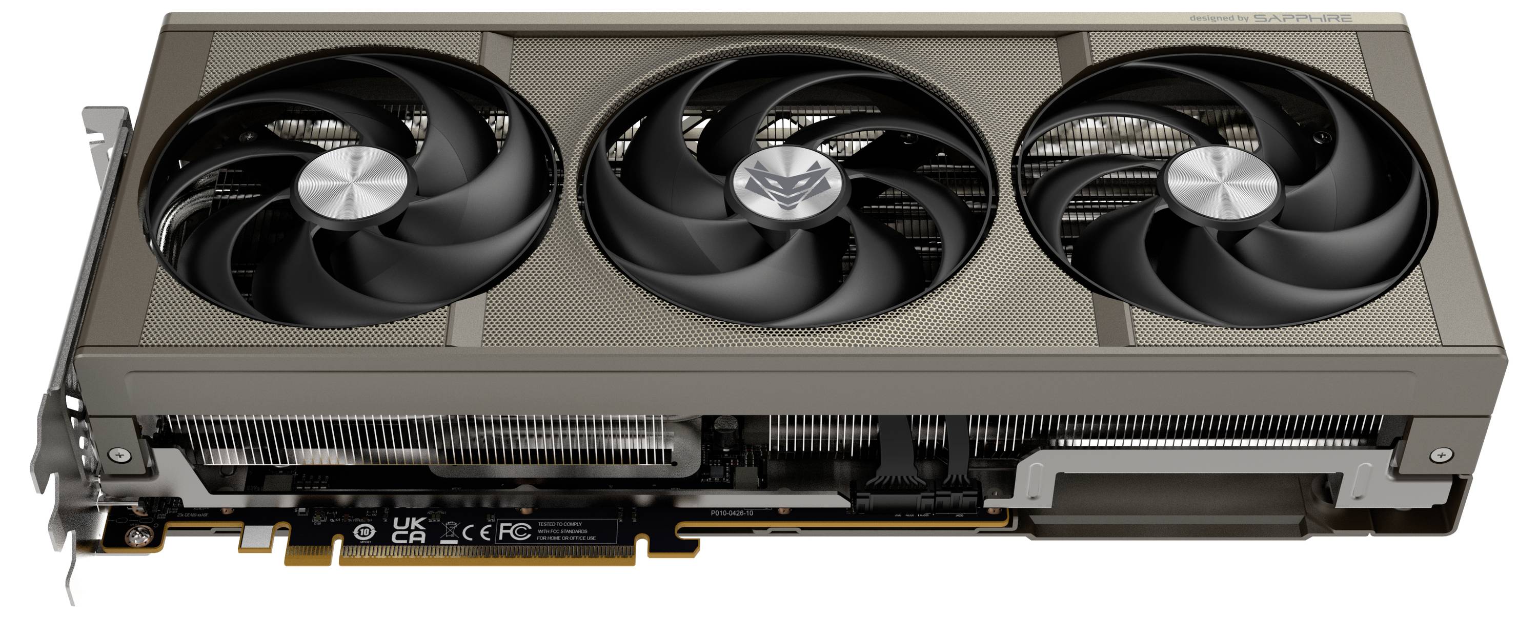 Een moderne grafische kaart met drie grote ventilatoren voor efficiënte koeling, ontworpen voor krachtige grafische verwerking in computers.