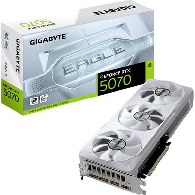 Te zien is een Gigabyte GeForce RTX 5070 videokaart met drie ventilatoren en zijn verpakking. De verpakking toont het opschrift 'Eagle'.