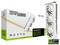 GeForce RTX 5070 videokaart van ZOTAC GAMING met drie ventilatoren en 12 GB geheugen in het wit, naast de bijbehorende verpakking getoond.