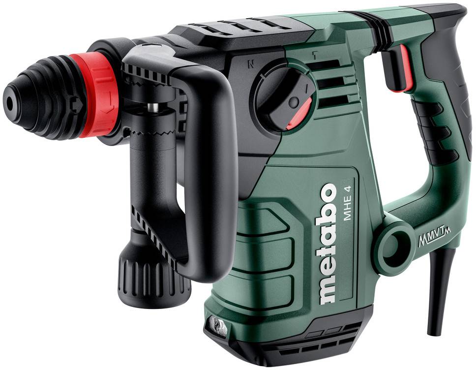 Groene Metabo MHE 4 elektrische sloophamer boor met zijhandvat en beitelbit op een witte achtergrond