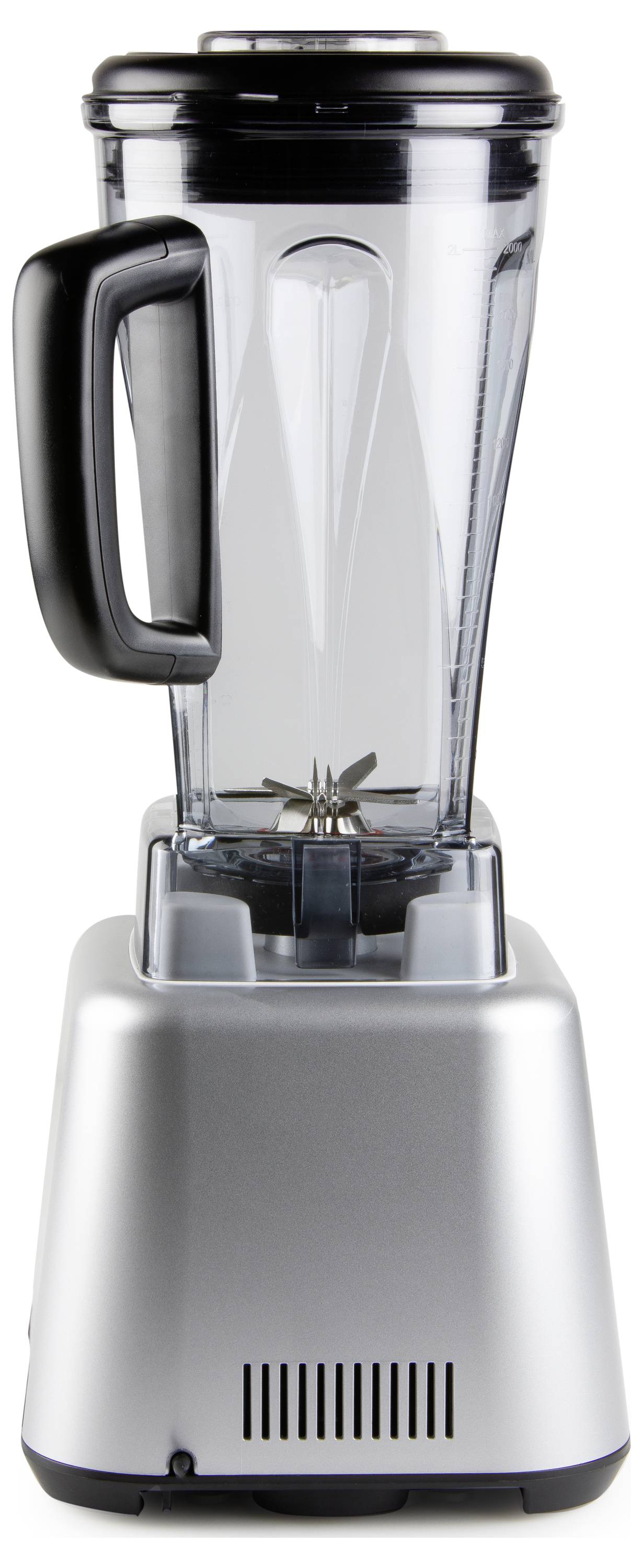 Een zilveren staande blender met een transparante kom en zwart deksel, op een witte achtergrond.