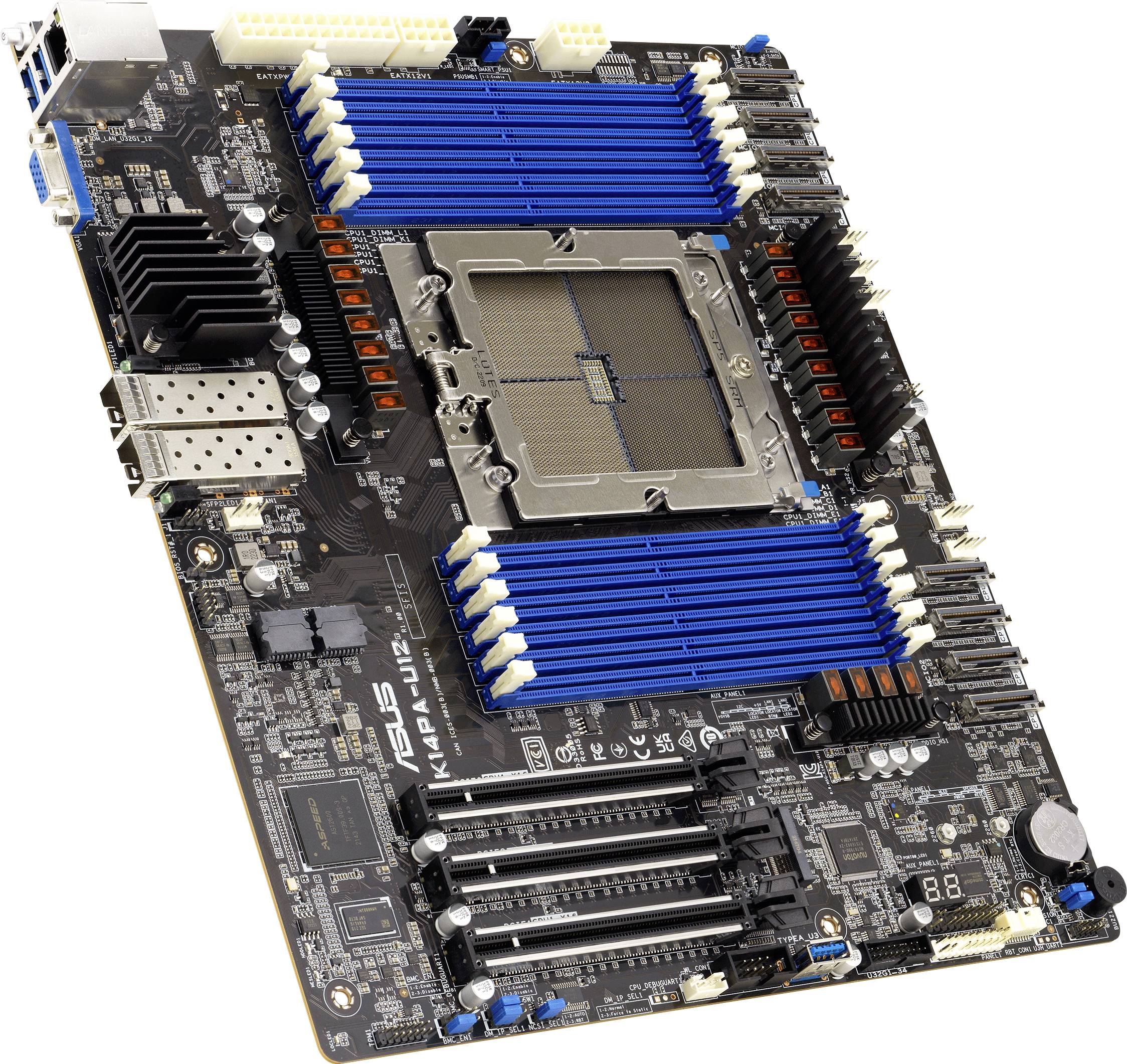 Afbeelding van een computer-moederbord met CPU-socket in het centrum, omringd door verschillende blauwe RAM-sleuven en diverse aansluitingen.