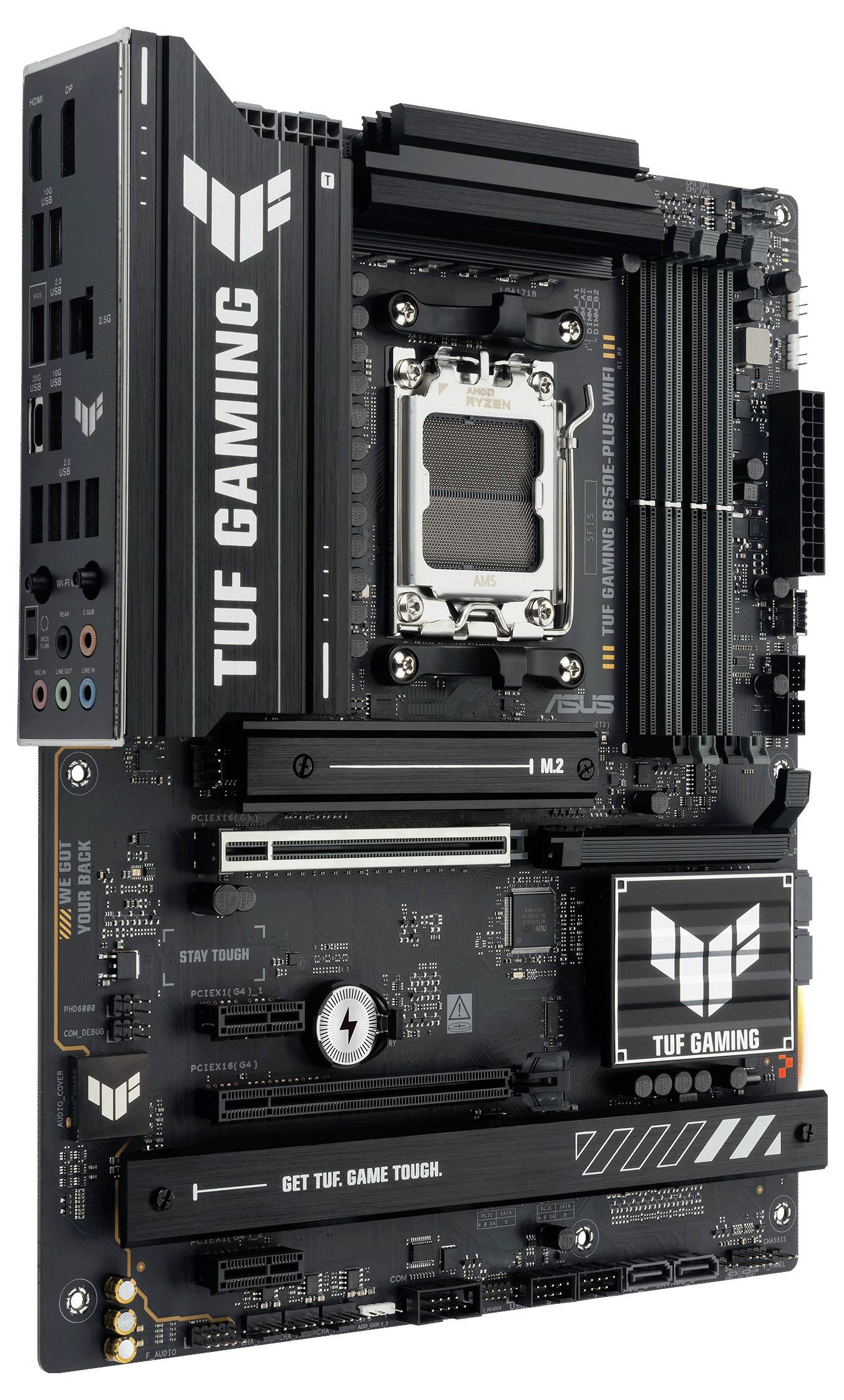 Moederbord met TUF Gaming-ontwerp, LGA-socket, meerdere PCIe-sleuven en RAM-banken. Zwarte kleurstelling met witte accenten.