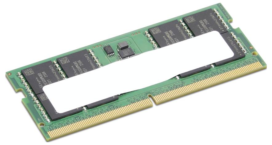Een RAM-module met een groen printplaat en gouden aansluitcontacten, doorgaans gebruikt voor computers of laptops.
