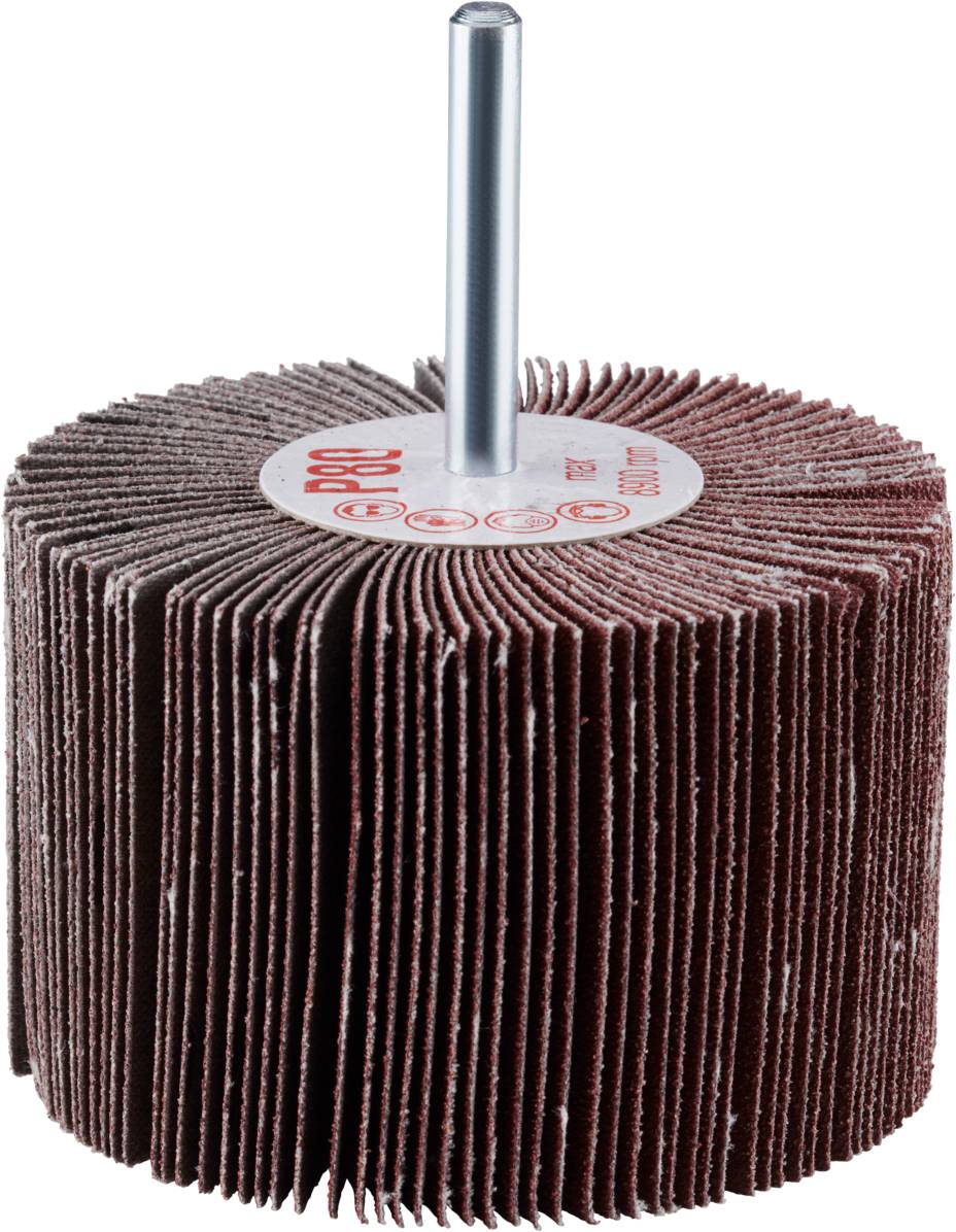 Een rood-bruine schuurmop met metalen steel. Geschikt voor gebruik in boormachines voor oppervlaktebewerking en polijsten.