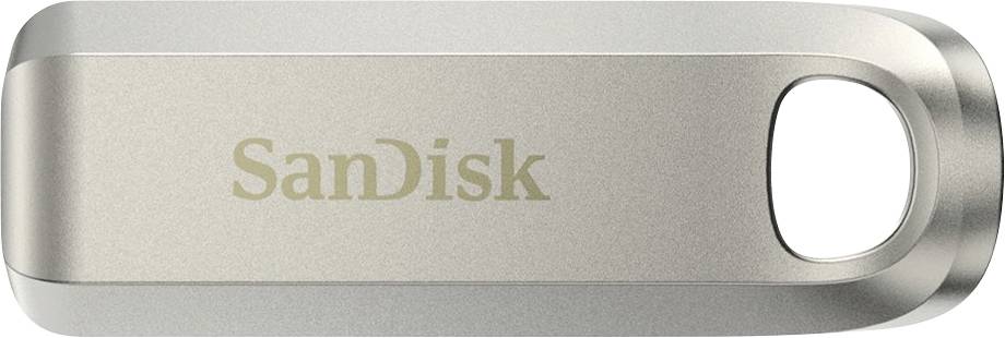 Een zilveren SanDisk USB-stick met afgeronde randen en een gat voor bevestiging aan een sleutelbos.