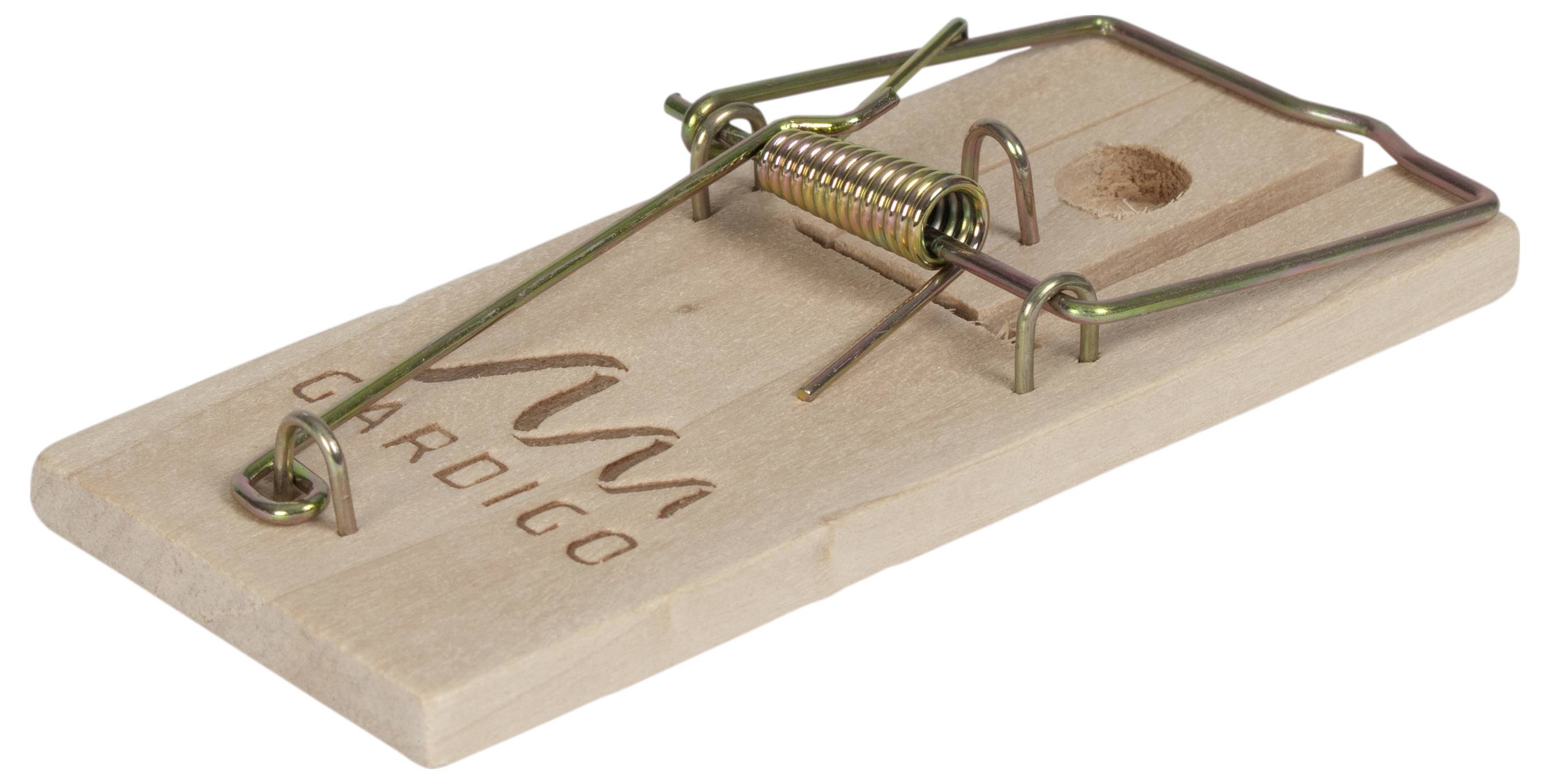 Houten muizenval met metalen mechanisme, liggend op een tafel.