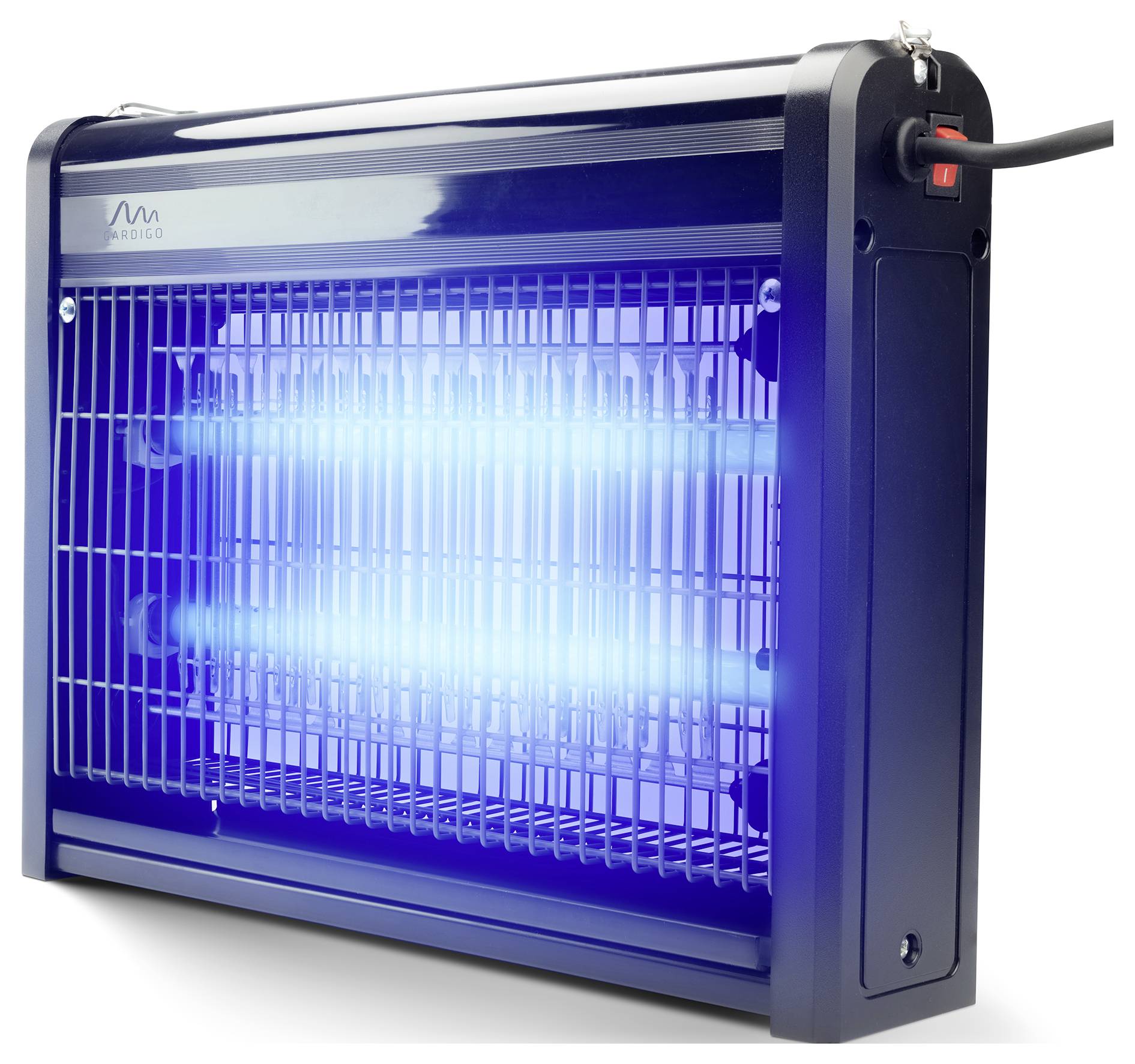 Een elektrische insectenverdelger met blauw schijnende UV-lichtbuizen, ingeschakeld en staand op een wit oppervlak.