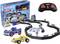 Een pakket met 'Team Sonic Racing' tafelracebaan, twee kleine racewagens en een controller. Bevat een gebogen racebaan.