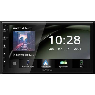 Een scherm toont de gebruikersinterface van een autoradio met digitale weergave. Het toont de tijd, datum en verschillende audio-opties.