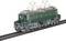 Groen model van een elektrische locomotief met gedetailleerde nabootsing en metalen wielen op een spoorrail.