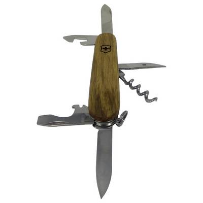 Een houten multitool met een uitschuifbaar mes, kurkentrekker, flesopener en schroevendraaier.