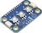 Blauw elektronische module met meerdere aansluitingen en componenten, inclusief drie witte schakelaars in het midden, gemarkeerd met 'A', 'B' en 'C'.