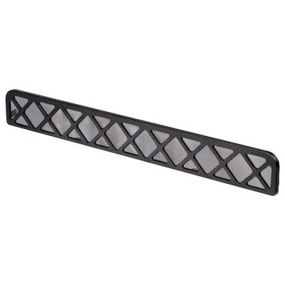Een zwarte kunststof ventilatierooster met een rechthoekige vorm en een X-patroon aan de binnenkant, mogelijk gebruikt voor luchtcirculatie of als decoratief element.