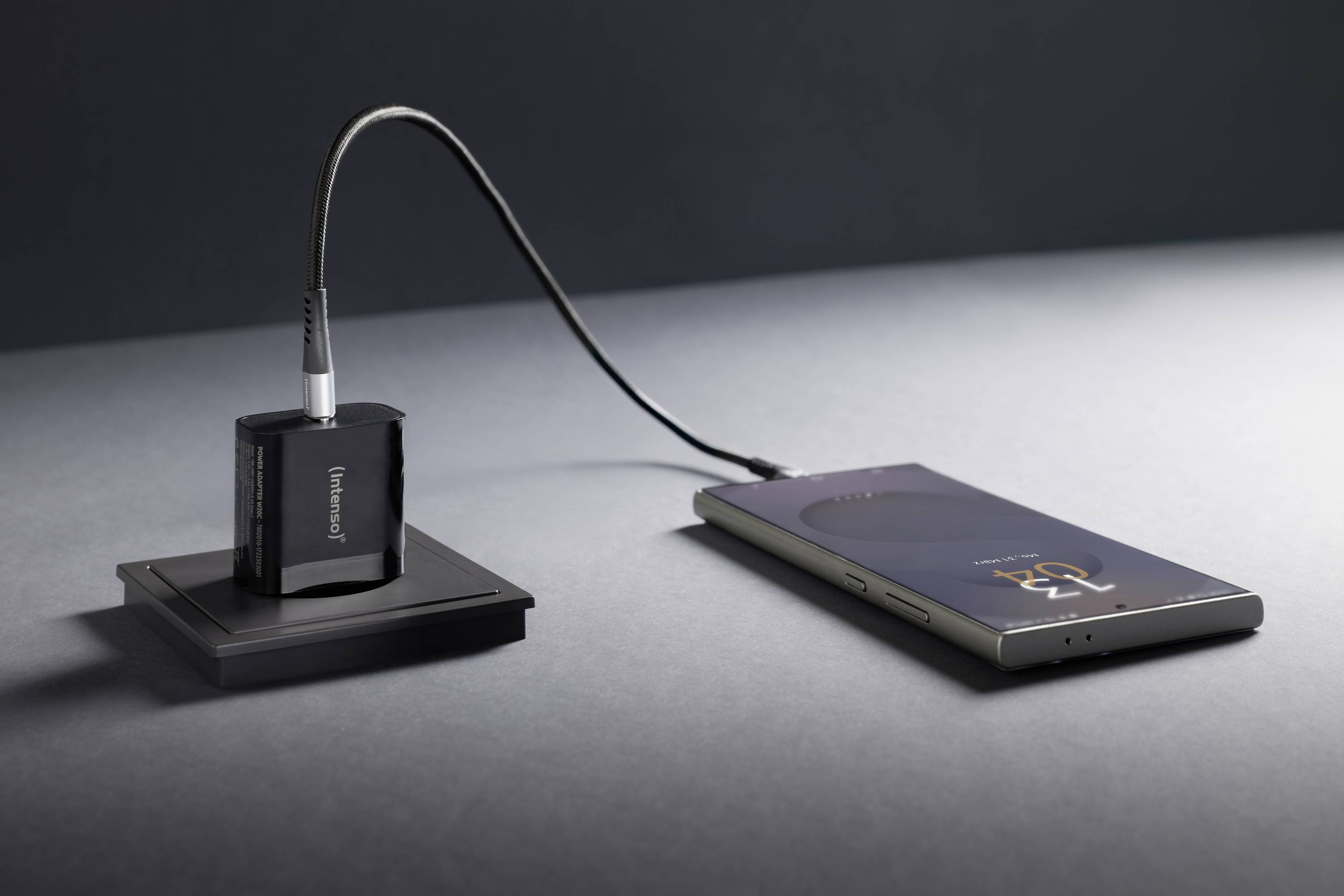 Intenso W20C black USB-C-adapter 20 W USB-C Zwart-8