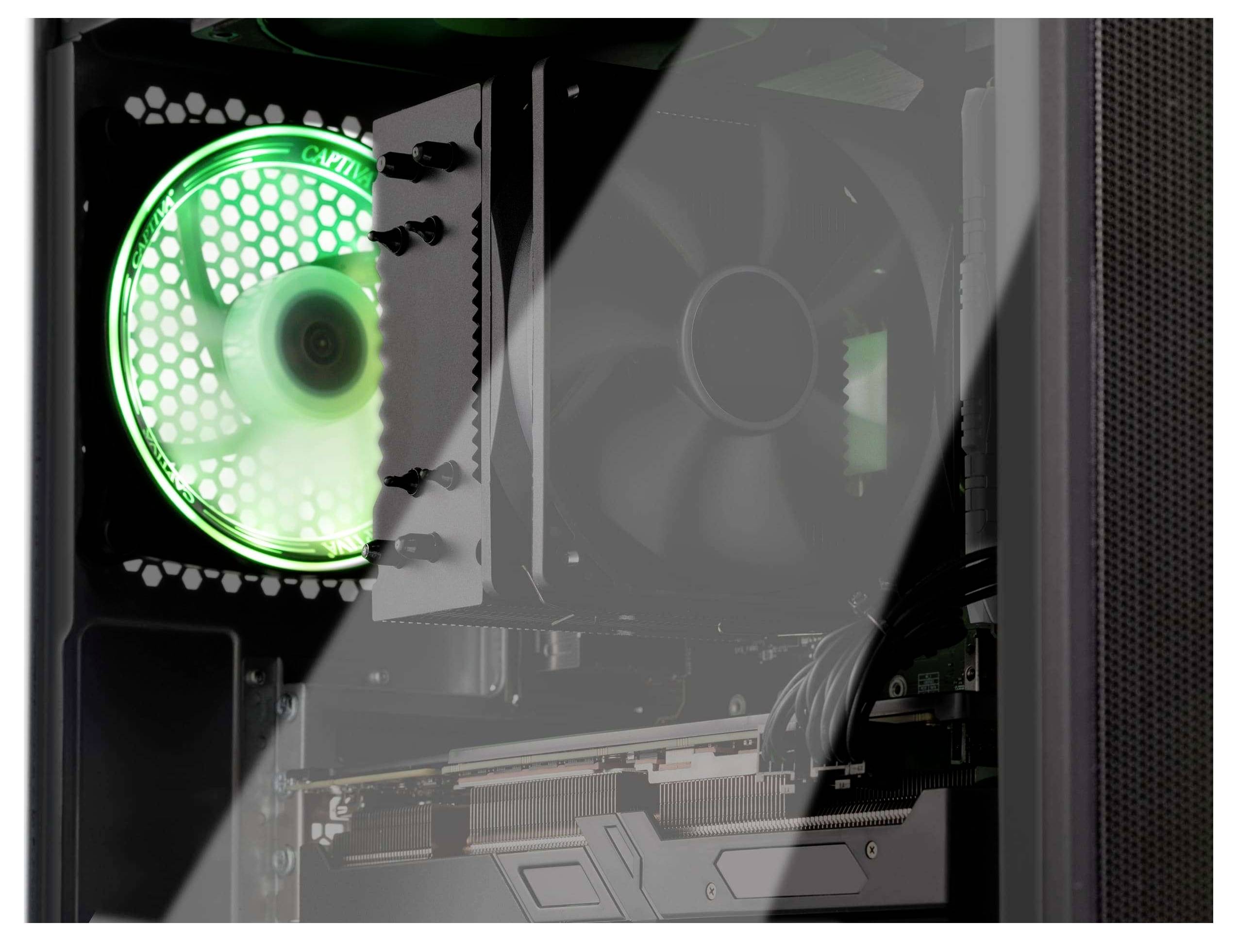 Een computerbehuizing met een zijraam dat de interne componenten toont, inclusief een CPU-koeler met een groen LED-ventilator en een grafische kaart.