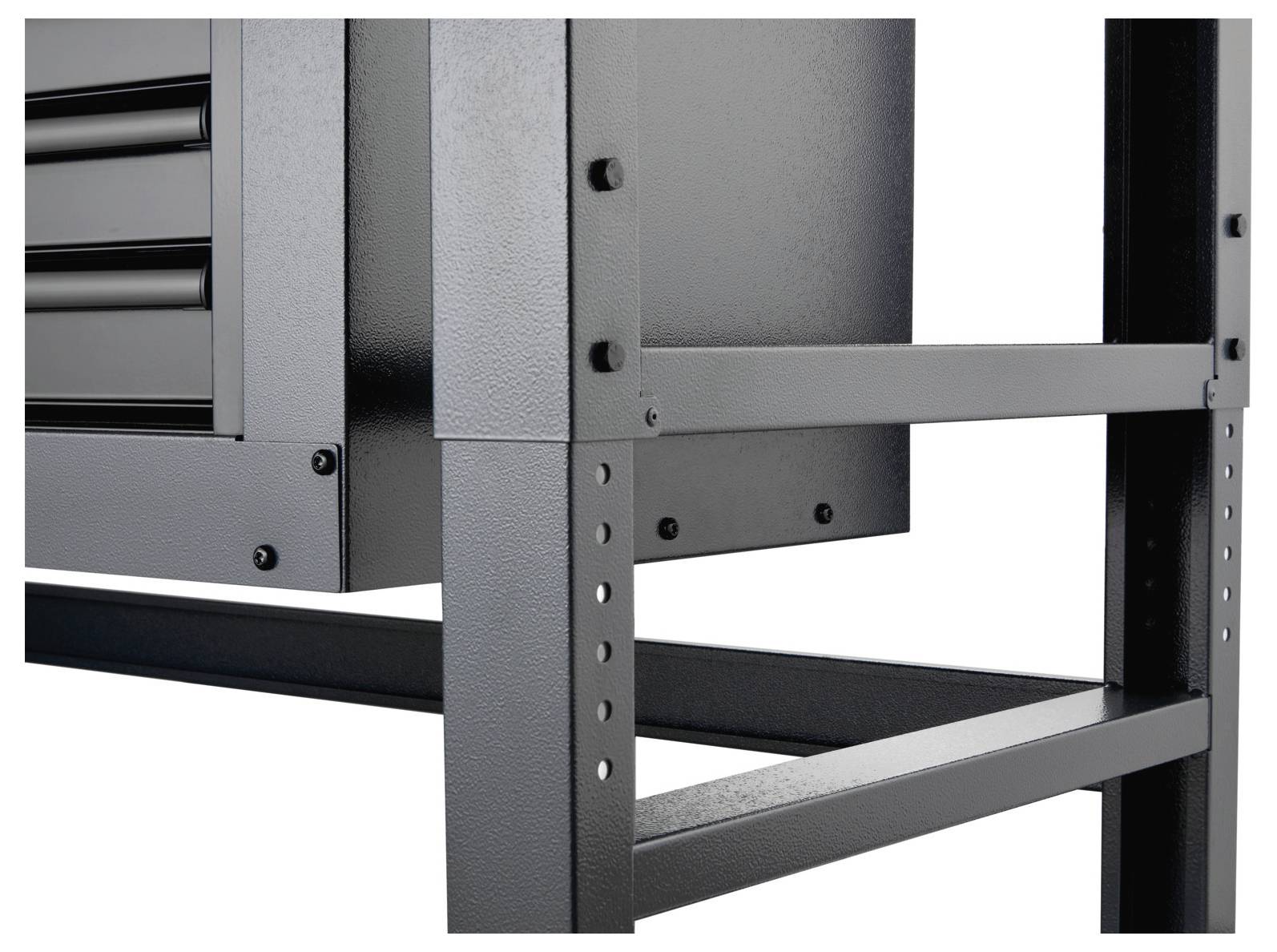 Close-upweergave van een zwart metalen opslagrek met een gestructureerde afwerking, waarbij de robuuste constructie en hoek worden getoond.