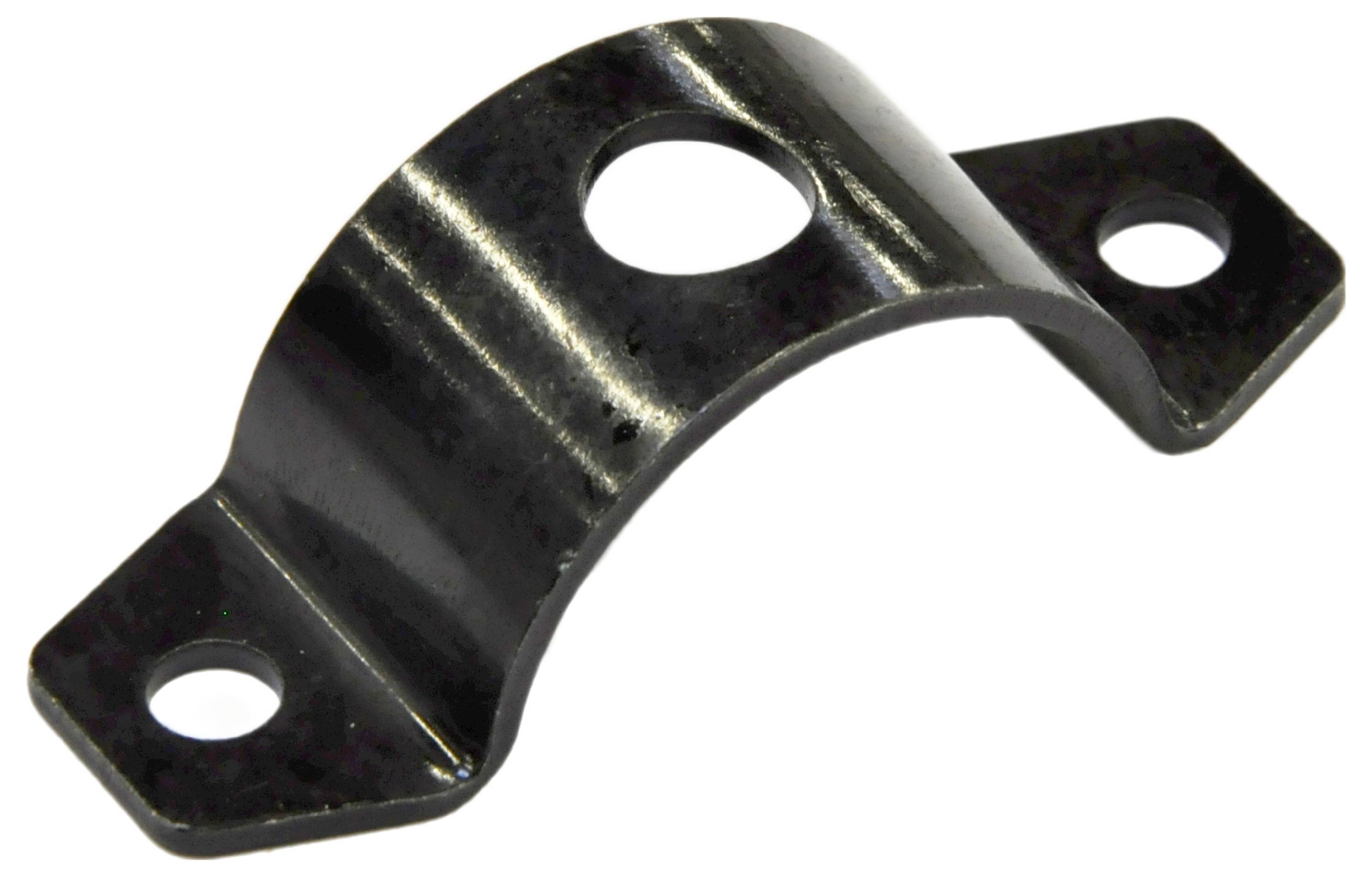 Een metalen beugel met een centrale boog en twee platte uiteinden, elk voorzien van een gat voor bevestiging. De beugel wordt gebruikt voor het vastzetten van cilindrische objecten.