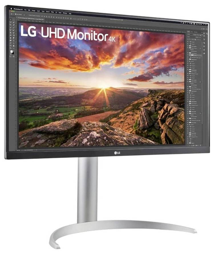 Een computermonitor waarop een landschapsafbeelding van bergen bij zonsondergang wordt weergegeven. Op het scherm staat 'LG UHD Monitor 4K.'