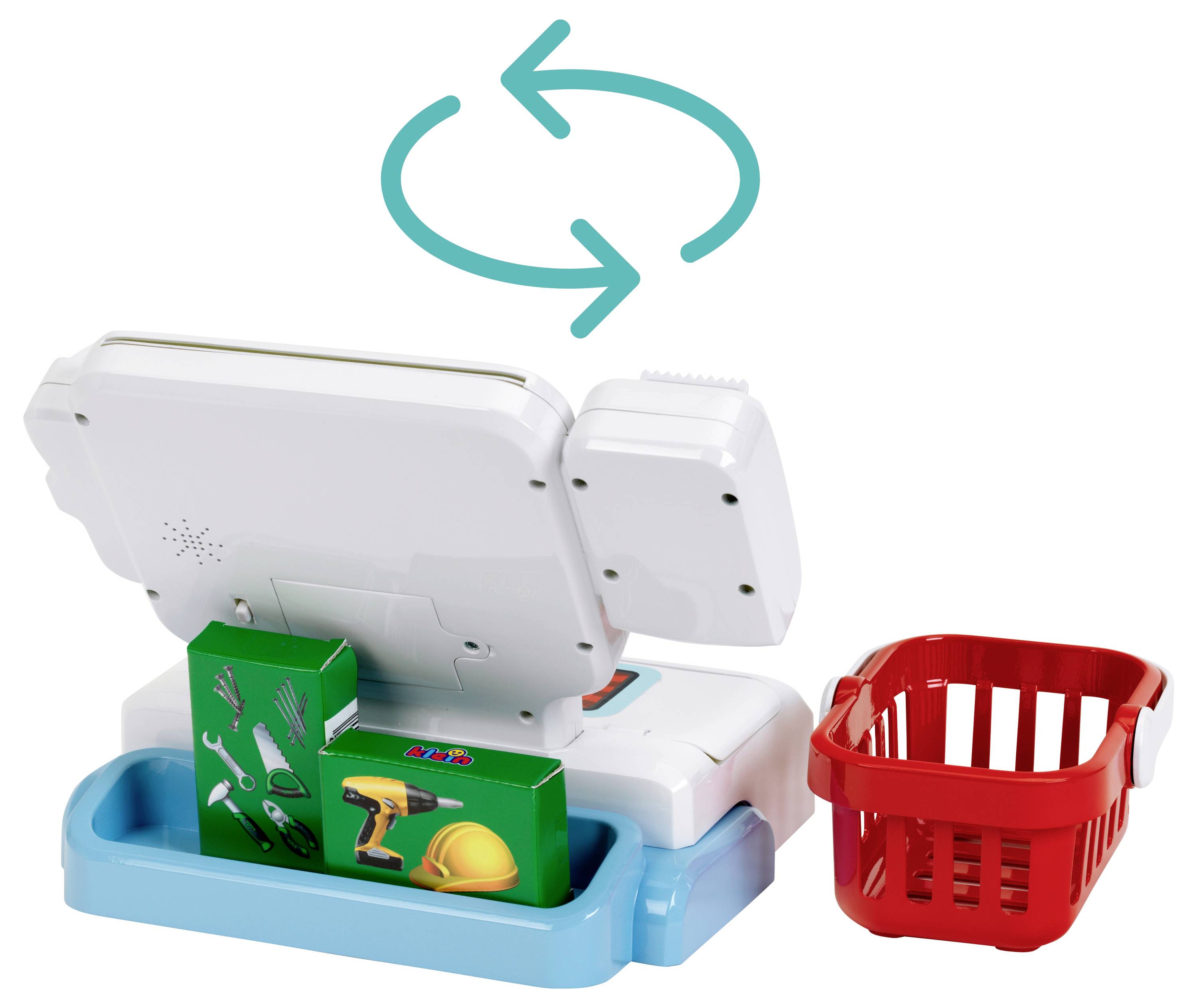 Een speelgoed kassa met een gleuf voor creditcards, een kleine rode mand en twee speelgeld kaarten, wat een nabootsing van een winkelscenario aangeeft.