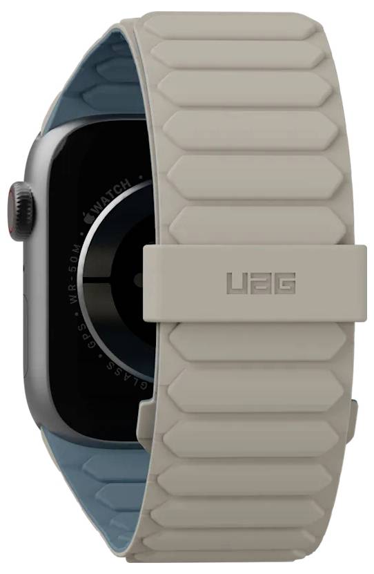 Smartwatch met een beige geribbelde band, waarbij het 'UAG'-logo op de band zichtbaar is. Zwart afgerond horloge met zichtbare zijkroon.