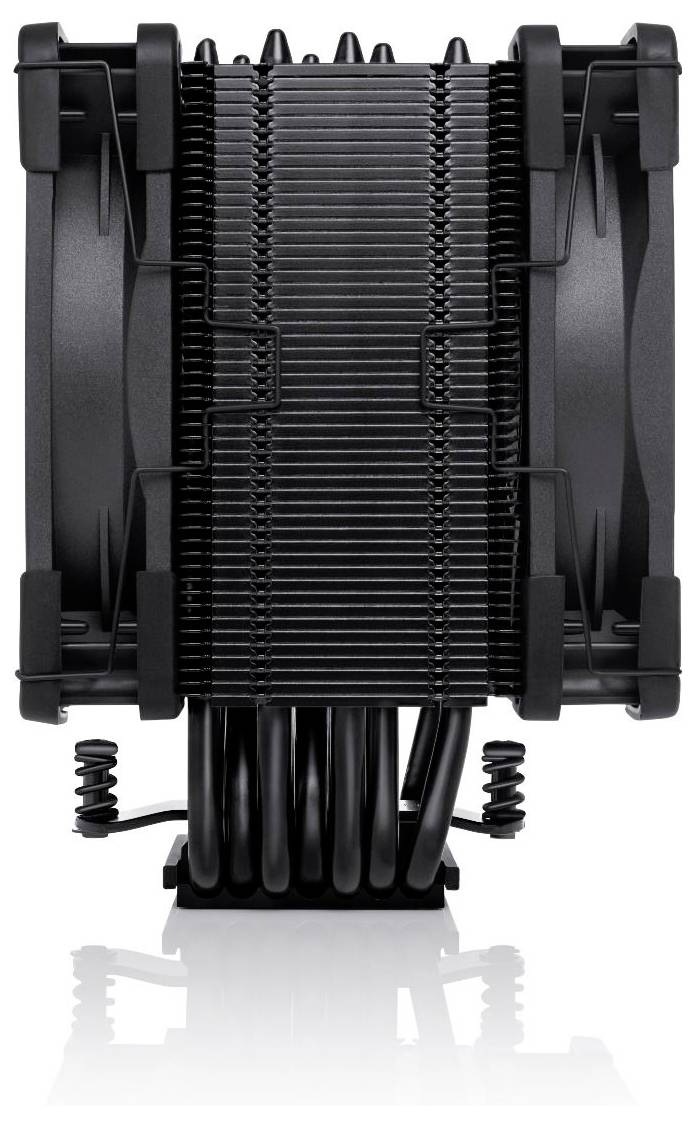 Een zwarte CPU-aircooler met dubbele ventilatoren en meerdere heatpipes, ontworpen voor efficiënte warmteafvoer in computers.