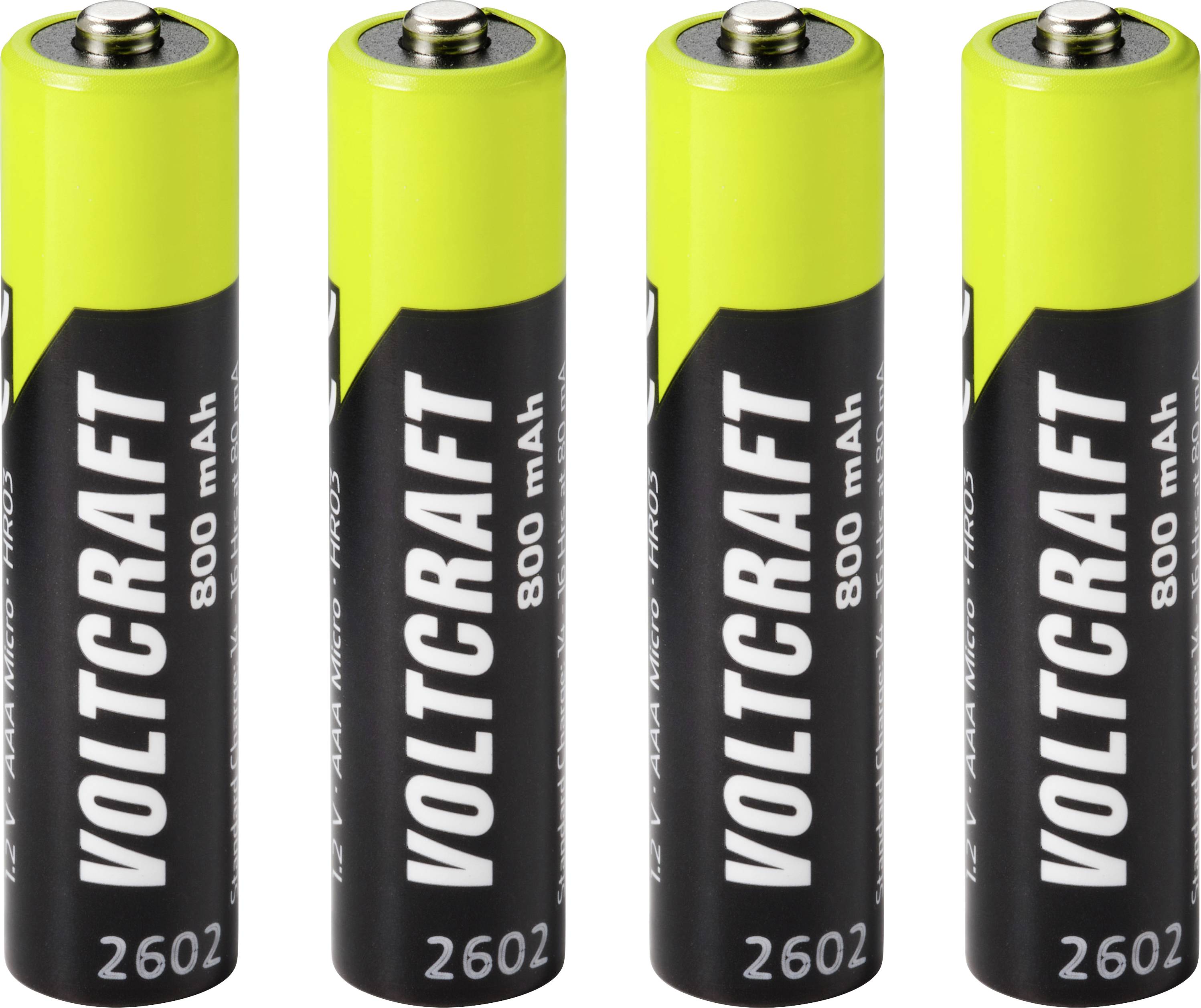 Vier Voltcraft 800 mAh AAA oplaadbare batterijen rechtop in een rij op een witte achtergrond.