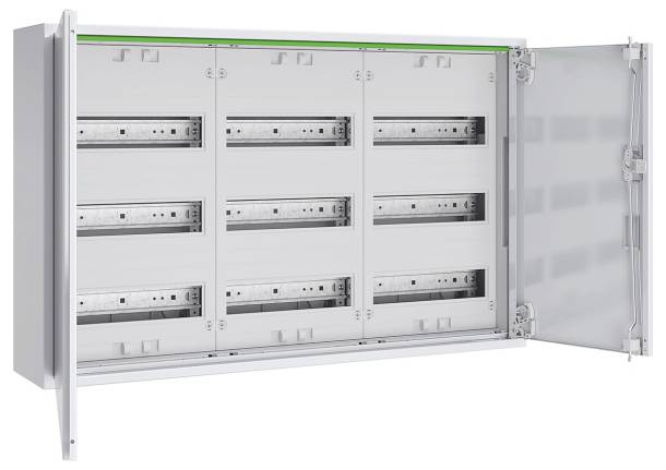 Een open elektrische paneelkast met meerdere rijen en kolommen voor schakelautomaten, waarbij lege sleuven en bekabeling zichtbaar zijn.