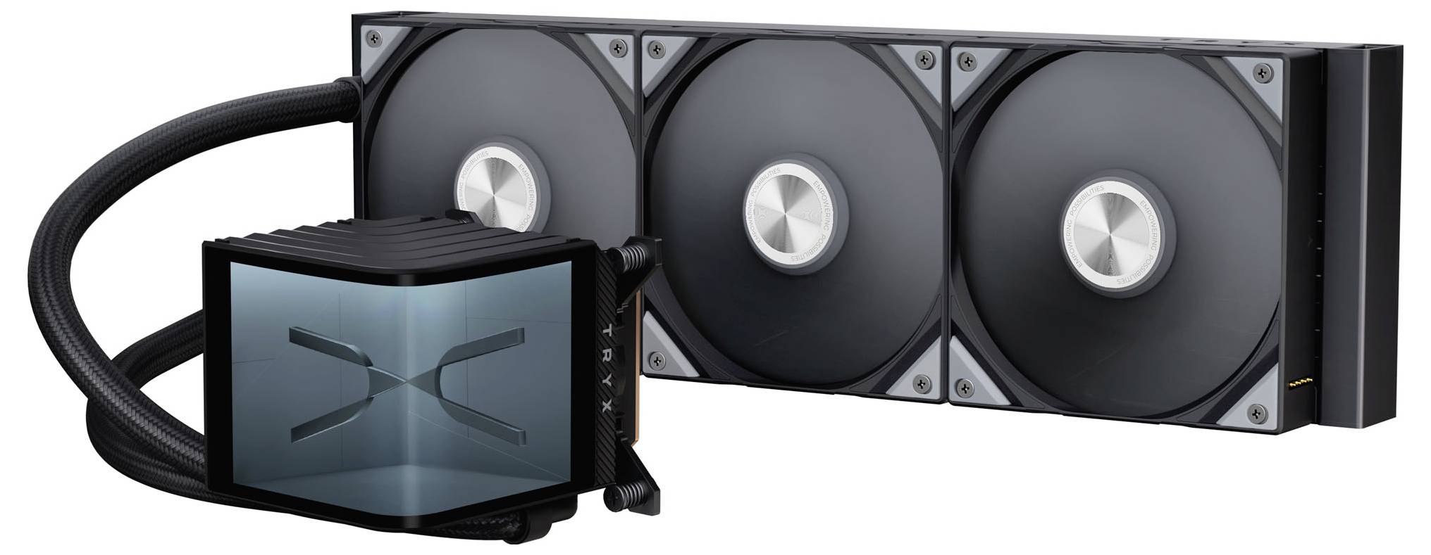 Een vloeistofkoelsysteem voor computers heeft drie grote ventilatoren horizontaal uitgelijnd en een pompunit met een transparant paneel waarop een 'X' wordt weergegeven.