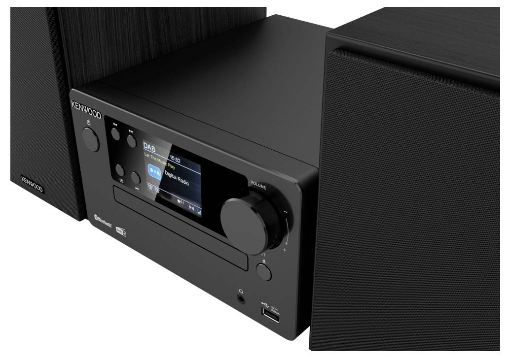 Een zwarte Kenwood audiosysteem met een digitaal display toont 'DAB Speelt'. Het beschikt over een cd-sleuf, volumeknop en USB-poort.