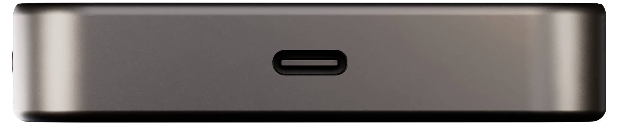 Een close-upfoto van een metalen rechthoekig apparaat met een USB-C-poort in het midden.