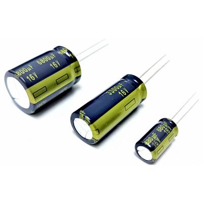 Drie elektrolytische condensatoren van verschillende formaten gemerkt 680uF 16V, 330uF 16V en 220uF 16V, gerangschikt van groot naar klein.