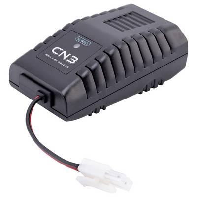 Een zwarte 'CN3' batterijlader met een rood en zwart snoer en een witte connector, gebruikt voor het opladen van robotbatterijen.