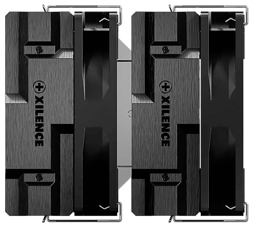 'Xilence' gemerkte zwarte CPU-koeler met dubbele ventilatoren en heatpipes, ontworpen voor optimale koelprestaties in pc-systemen.