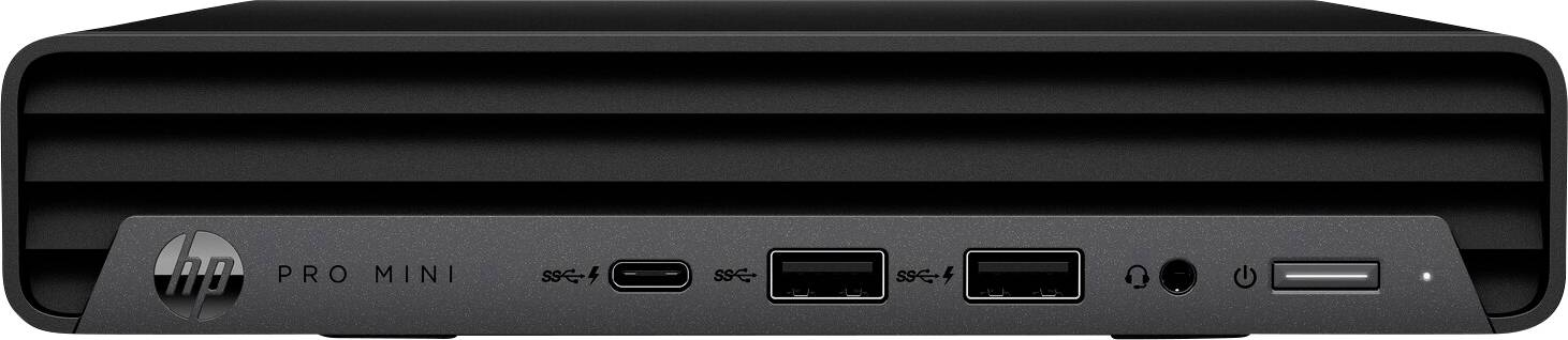 Vooraanzicht van een zwarte HP Pro Mini PC met verschillende poorten, waaronder USB-C, USB-A, hoofdtelefoonaansluiting en een SD-kaartsleuf.