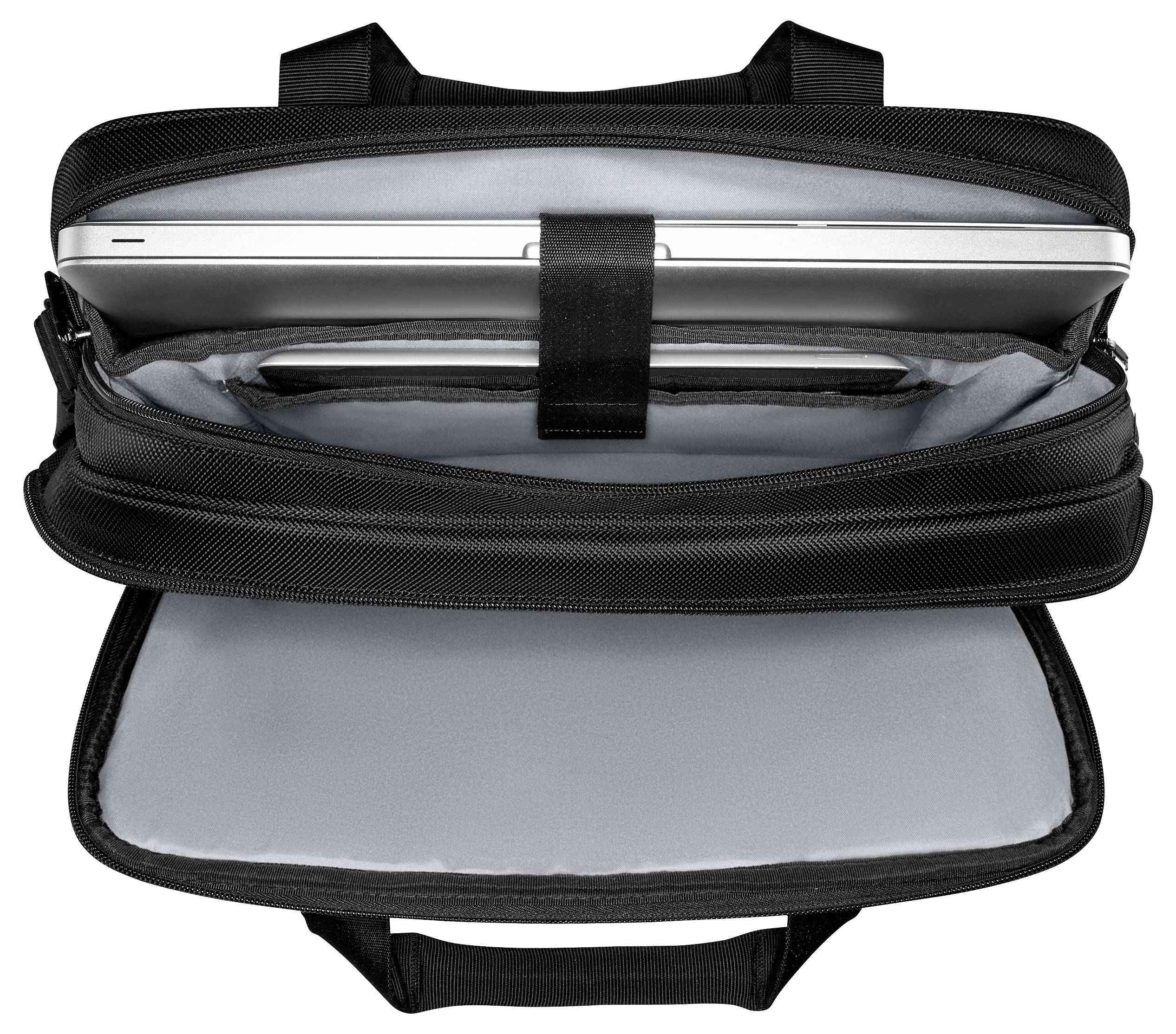 Open zwarte laptoptas met een laptop die gedeeltelijk is ingestoken, waarbij de binnenkant met compartimenten zichtbaar is en een klittenband-riem de laptop vasthoudt.